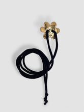 Load image into Gallery viewer, 3D Flower Choker