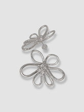 Load image into Gallery viewer, 3D Big Flower Earrings