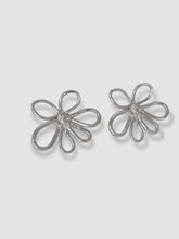 Load image into Gallery viewer, 3D Big Flower Earrings