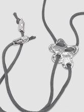 Load image into Gallery viewer, Flat Flower Tie