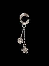 Load image into Gallery viewer, Cuff Earring Hanging flower