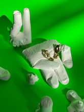 Load image into Gallery viewer, FALLOS Earrings