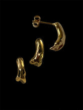 Load image into Gallery viewer, COMET Single stud