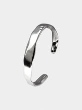 Load image into Gallery viewer, OA Rough cut bangle