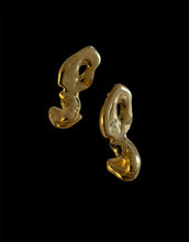 Load image into Gallery viewer, FALLOS Earrings