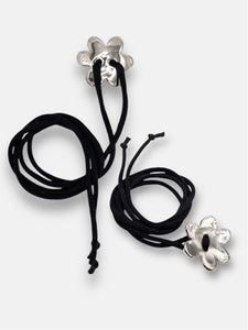 Shoelace flowers