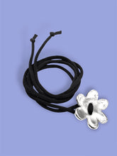 Load image into Gallery viewer, 3D Flower Choker
