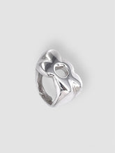 Load image into Gallery viewer, Big Daisy Ring
