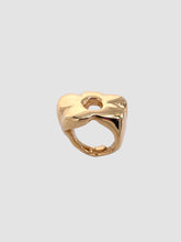 Load image into Gallery viewer, Big Daisy Ring

