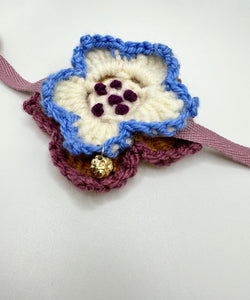 Knitted flower collars