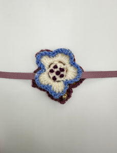 Knitted flower collars