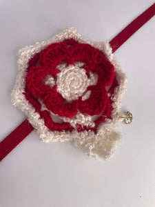 Knitted flower collars