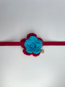 Knitted flower collars