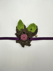 Knitted flower collars